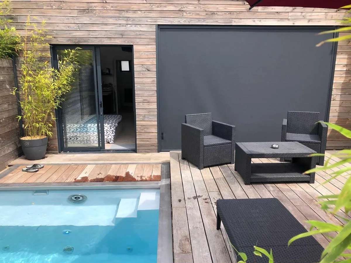 Tatil Evi Loft Privatise Avec Spa Xxl Et Piscine Chauffee Bruz Fransa