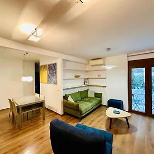 Sunrise Haven Center , Tirana Albanie